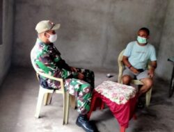 Wujudkan Kedekatan, Babinsa Anjangsana Ke Rumah Warga