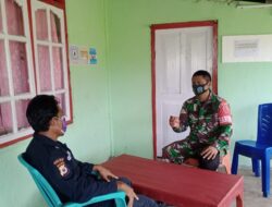 Babinsa Giat Komsos Dengan Security PT GBU