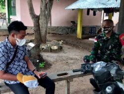Babinsa Sertu D. Prasetio Rutin Giat Komsos Perkuat Kemanunggalan TNI – Rakyat di Wilayah