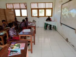 Babinsa-06/Wetar Berikan Materi Wawasan Kebangsaan Kepada Siswa SD Kristen Tomliapat