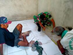 Wujudkan Kedekatan, Babinsa-03/Tepa Bantu pemasangan Tehel Rumah Warga Binaan