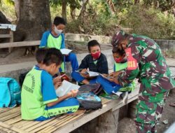 Beri Materi Wasbang, Babinsa Koramil-05/Wonreli Semangat Dan Motivasi Murid SD