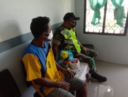 Melalui Komsos, Babinsa Ajak Warganya Tingkatkan Keamanan di Desa