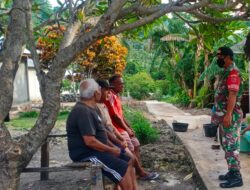 Hindari Kenakalan Remaja Babinsa Komsos bersama Orang Tua di Wilayah