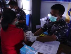 MARI KATONG VAKSIN BOOSTER DI LANTAMAL IX HALONG