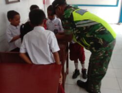 Babinsa Koramil 1511-03/P.Masela, Beri Wasbang untuk Siswa SD