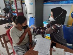ANGKA KASUS COVID-19 TERKENDALI, GELARAN VAKSINASI LANTAMAL IX TETAP BERJALAN