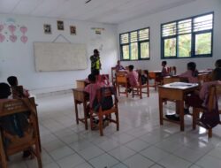 Babinsa Berikan Wasbang dan Edukasi Prokes Di Sekolah Dasar