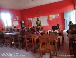 Babins Koptu Karmantio, Berikan Wasbang kepada Siswa-Siswi SD Negeri Wakarleli