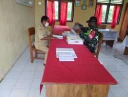 BABINSA GIAT KOMSOS DAN PULDATA TER, DENGAN PERANGKAT DESA