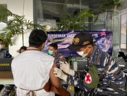 SASAR AMS, LANTAMAL IX GELAR VAKSINASI KELILING DI BULAN PENUH BERKAH