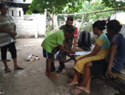Monitoring Desa Binaan, Babinsa-04/Serwaru Komsos Bersama Warga 