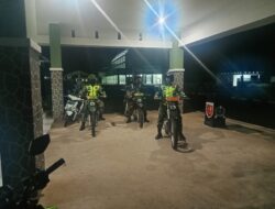 Dandim 1511/P.Moa, Pimpin Patroli Ke Pos – Pos Pengamanan Idul Fitri 1443 H