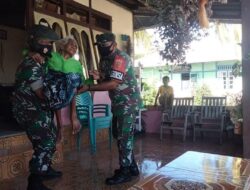 Peduli Kesehatan, Babinsa Bantu evakuasi 3 Orang Warga Ke Puskesmas Tanimbar Selatan