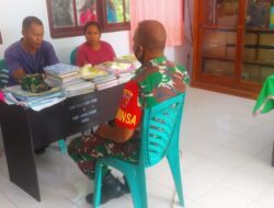 BABINSA MELAKSANAKAN KEGIATAN KOMSOS DENGAN PARA GURU
