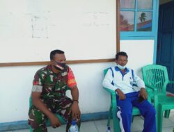 Babinsa Koramil 1511-03/Tepa, Giat Komsos Bersama Bapak Guru SD