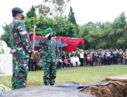 Kasad Pimpin Upacara Pemakaman Militer Alm. Brigjen TNI Stepanus Mahury