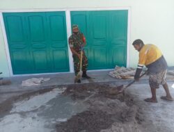 Serda Welem j lerrek Karya Bakti, Bantu Warga Cetak Batu Batako