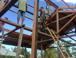 Giat Karbak, Babinsa Bantu Bangun Rumah Warga Binaan