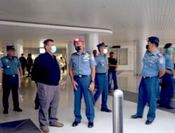 DANLANTAMAL IX AMBON HADIRI PENJEMPUTAN WADANPUSHIDROSAL DI BANDARA PATTIMURA AMBON