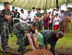 Kodam XVI/ Pattimura Gelar Sholat Idul Adha Bersama dan Pemotongan Hewan Kurban