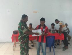 Babinsa Lakukan Pengamanan dan Pendampingan Pembagian BLT