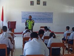 Babinsa-06/Wetar, Berikan Wasbang Kepada Siswa SMA