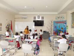 SD LABORATORIUM UNPATTI, SISWA DIHARAPKAN MAMPU MELAKUKAN RISET