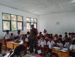 Babinsa Ajarkan Wawasan Kebangsaan Kepada Siswa SD