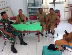 Melalui Komsos, Babinsa Ajak Camat Dan Perangkat Desa Himbau Ke Warga Waspadai Cuaca Buruk