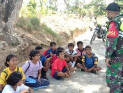 Babinsa Berikan Wasbang Kepada Anak-Anak Desa Nomaha Saat Libur Sekolah