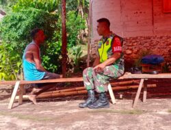 Jaga Cipta Kondisi, Babinsa Komsos Bersama Warga Binaan