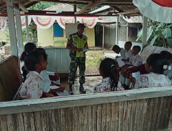 Babinsa Praka Imasuly, Berikan Wawasan Kebangsaan Kepada Siswa SD