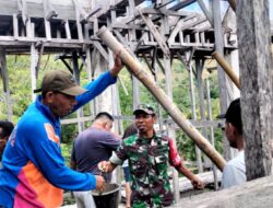 Babinsa Dan Angotta Koramil 1511-05/Wonreli, Bantu Warga Kotalama Pengecoran Pembangunan Gereja
