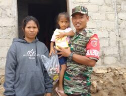 Babinsa Koramil-05/Wonreli, Kunjungi Anak Stunting di Wilayah Binaannya