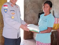 Atasi Kesulitan Masyarakat, Polres MBD Salurkan Paket Bantuan Sosial