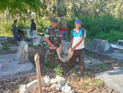 Giat Karbak, Babinsa Bantu Cor Kuburan Bapak Yunus Onawekla