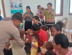 Personel Polsek Serwaru Bersama Stakeholder Lakukan Pendampingan Kegiatan Posyandu Guna Cegah dan Tekan Angka Stunting