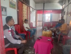 Bhabinkamtibmas Sambangi Desa, Berikan Pelayanan Terbaik Kepada Masyarakat Demi Terwujudnya Stabilitas Kamtibmas di Desa