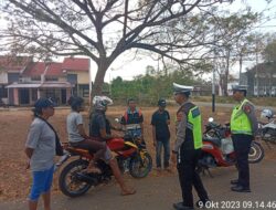 Sat Lantas Polres MBD Sambangi Warga, Berikan Edukasi Kepada Pengguna Jalan