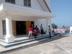 Personel Polsek Wetar Lakukan Pengamanan Tempat Ibadah, Pastikan Warga Beribadah Dengan Aman