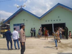 Personel Polsek Wetar Lakukan Pengamanan Tempat Ibadah, Pastikan Warga Merasa Nyaman Saat Beribadah