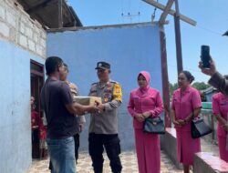 Polsek Tepa Gelar Penyaluran Bantuan Sosial Guna Membantu Warga Yang Terkena Dampak Bencana Alam