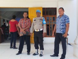 Personel Polsek Wetar Lakukan Pengamanan Tempat Ibadah, Pastikan Warga Merasa Nyaman Saat Beribadah