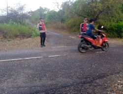 Polsek Wetar Gelar Gatur Lalu Lintas, Utamakan Kelancaran Arus Lalu Lintas Demi Keamanan dan Keselamatan Pengguna Jalan