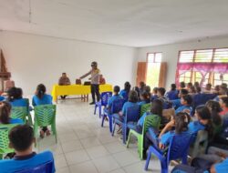 Polsek Wetar Berikan Sosialisasikan Keselamatan Lalu Lintas, Bagi Siswa SMP