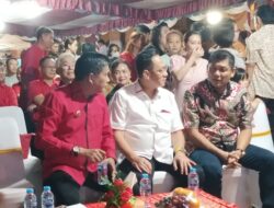 Puncak Acara Imlek Festival 2024, Dandim 1504/Ambon Serahkan Piagam Juara Ke 3 Lomba Menyanyi