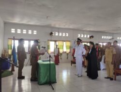 Bupati Noach, Lantik Marnex Tanodi Sebagai Kepala Desa Wakarleli