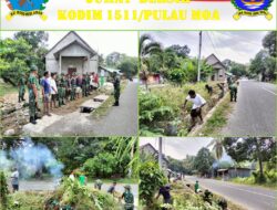 Jumat bersih, Personel Koramil 1511-05/Wonreli bersama bersihkan lingkungan