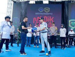 Turut Serta Lepas Peserta Mudik Gratis Kemenhub, Direktur Keuangan Jasa Raharja Imbau Masyarakat Tertib Berkendara di Kampung Halaman